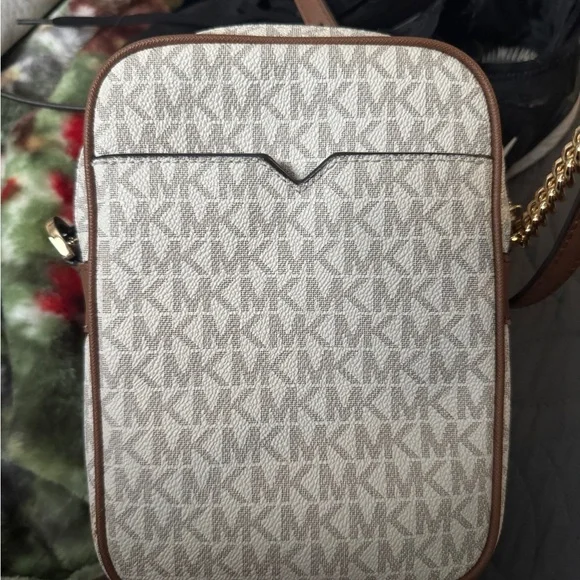 Michael Kors Beige and Brown Crossbody Bag - Picture 3 of 4